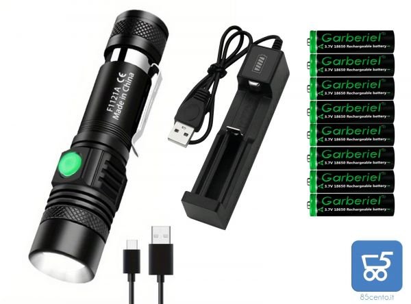 Kit Torcia Tattica Ricaricabile USB-C Zoom Telescopico CaricaBatterie + 8 Batterie
