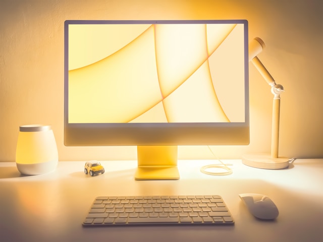 Monitor desktop